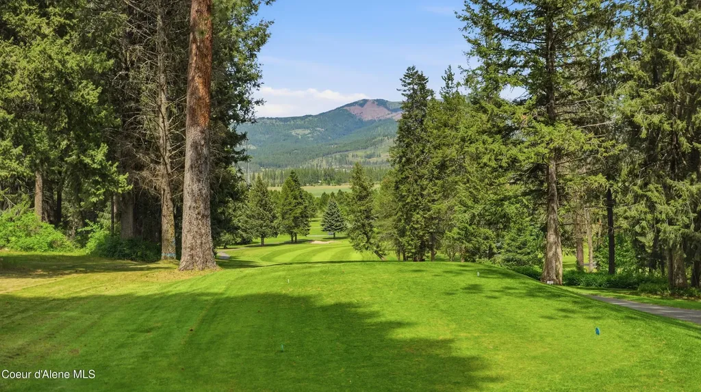 33 Parkland Drive Blanchard ID 83804