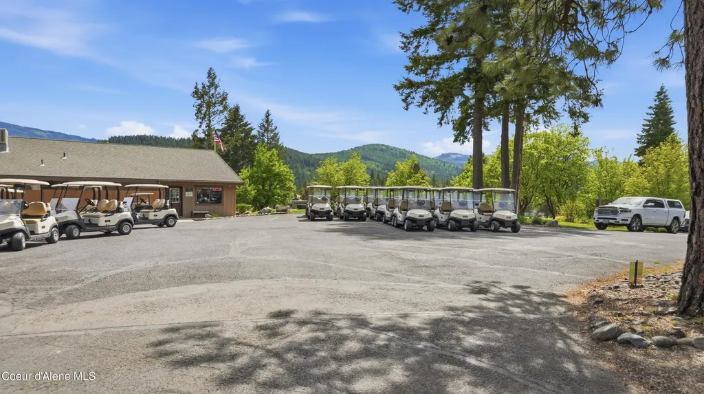 33 Parkland Drive Blanchard ID 83804