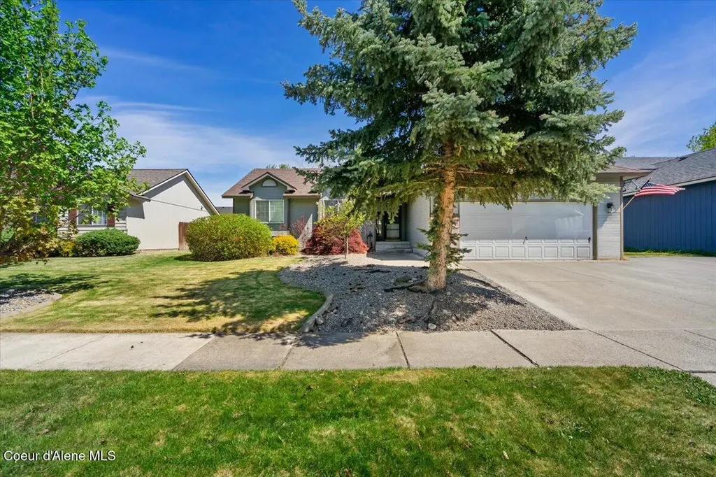 2760 N Top Flight Drive Post Falls ID 83854