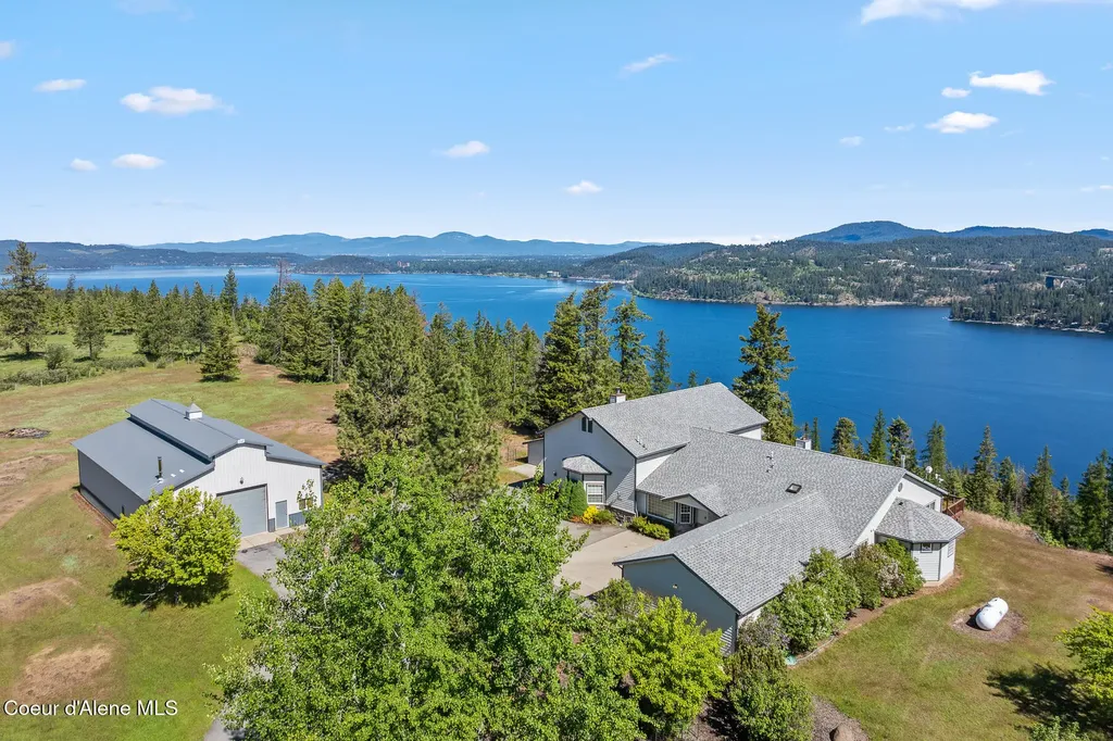 5522 E Aripa Road Harrison ID 83833