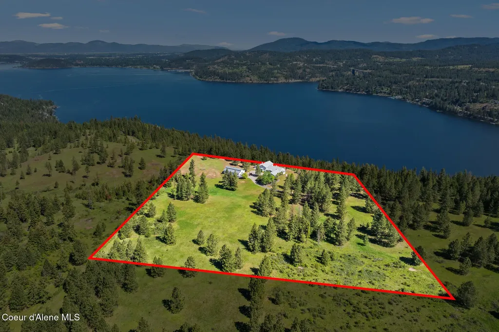 5522 E Aripa Road Harrison ID 83833