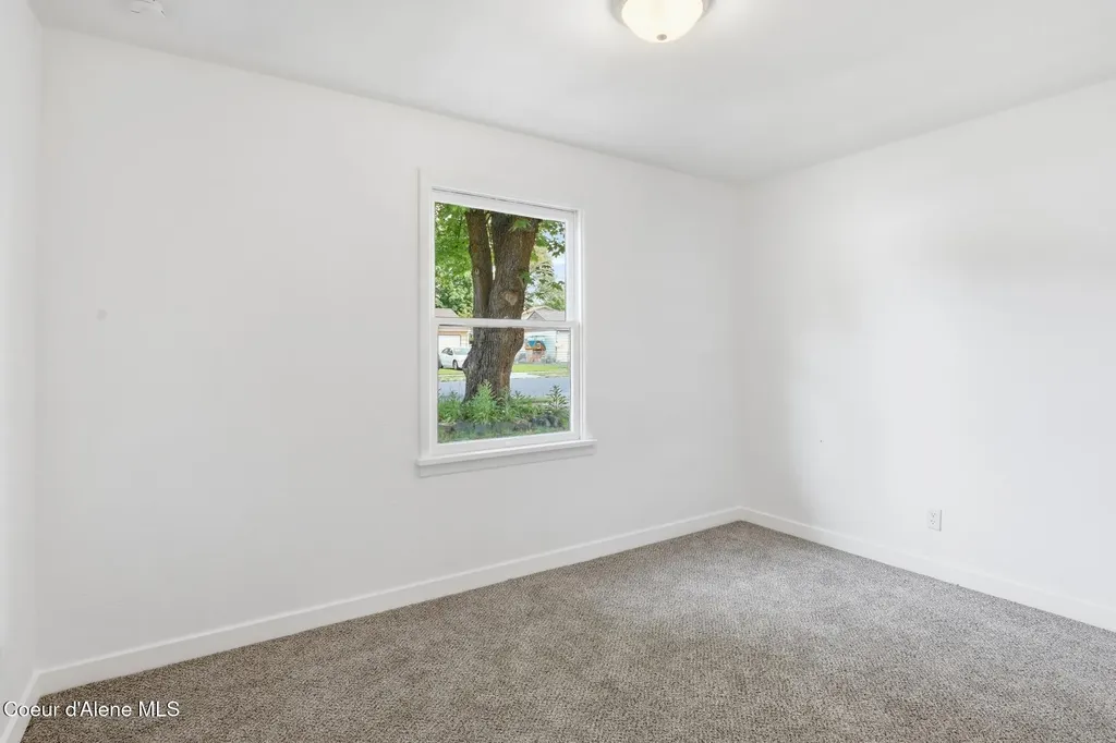 5123 W Hoffman Place Spokane WA 99205