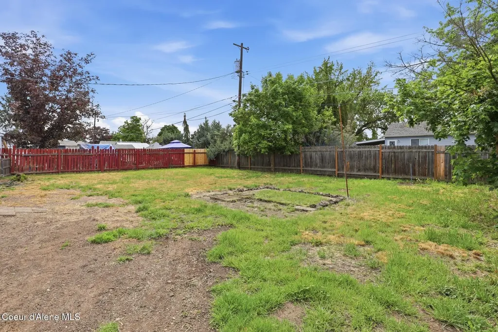 5123 W Hoffman Place Spokane WA 99205