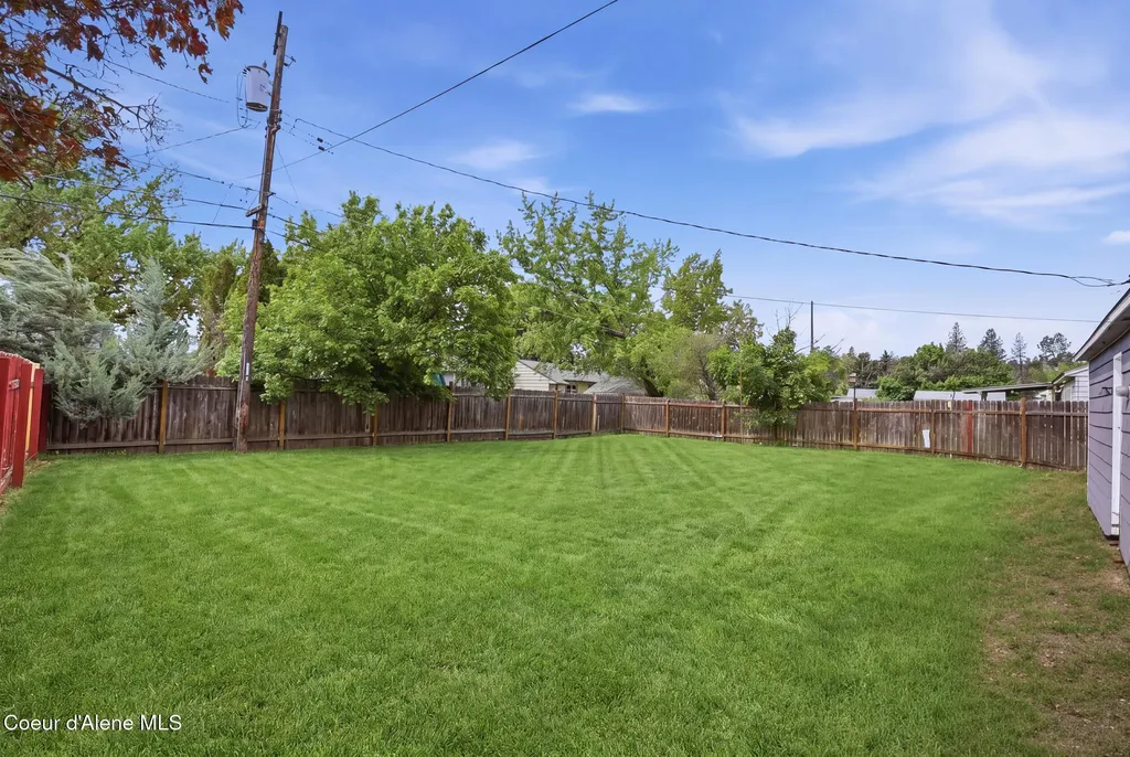 5123 W Hoffman Place Spokane WA 99205