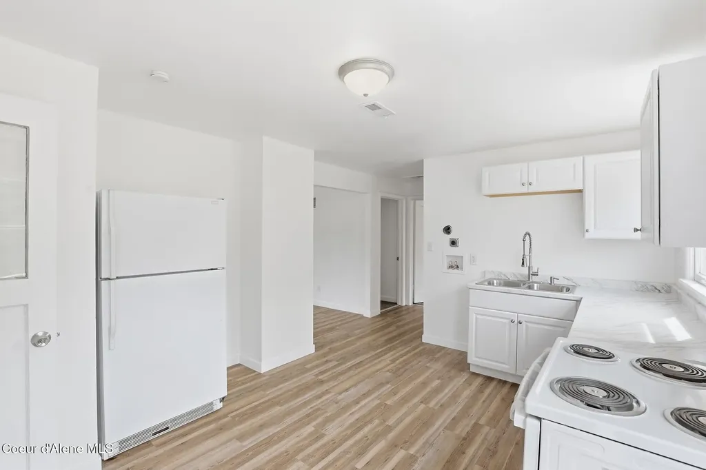 5123 W Hoffman Place Spokane WA 99205