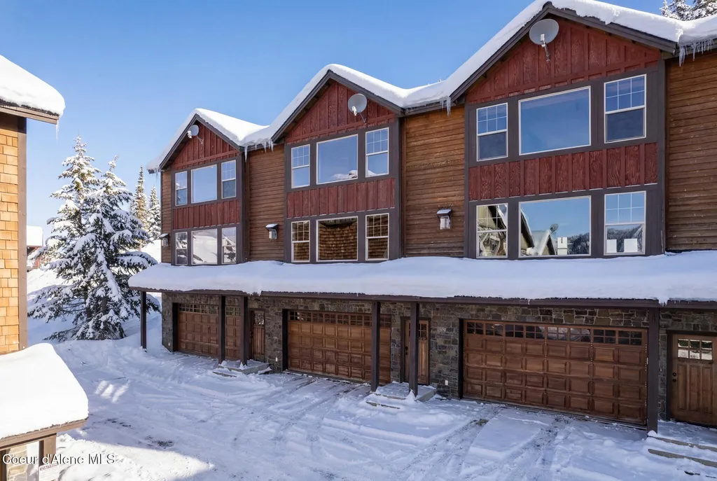 80 Whiplash Circle Sandpoint ID 83864