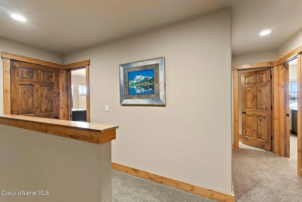 80 Whiplash Circle Sandpoint ID 83864