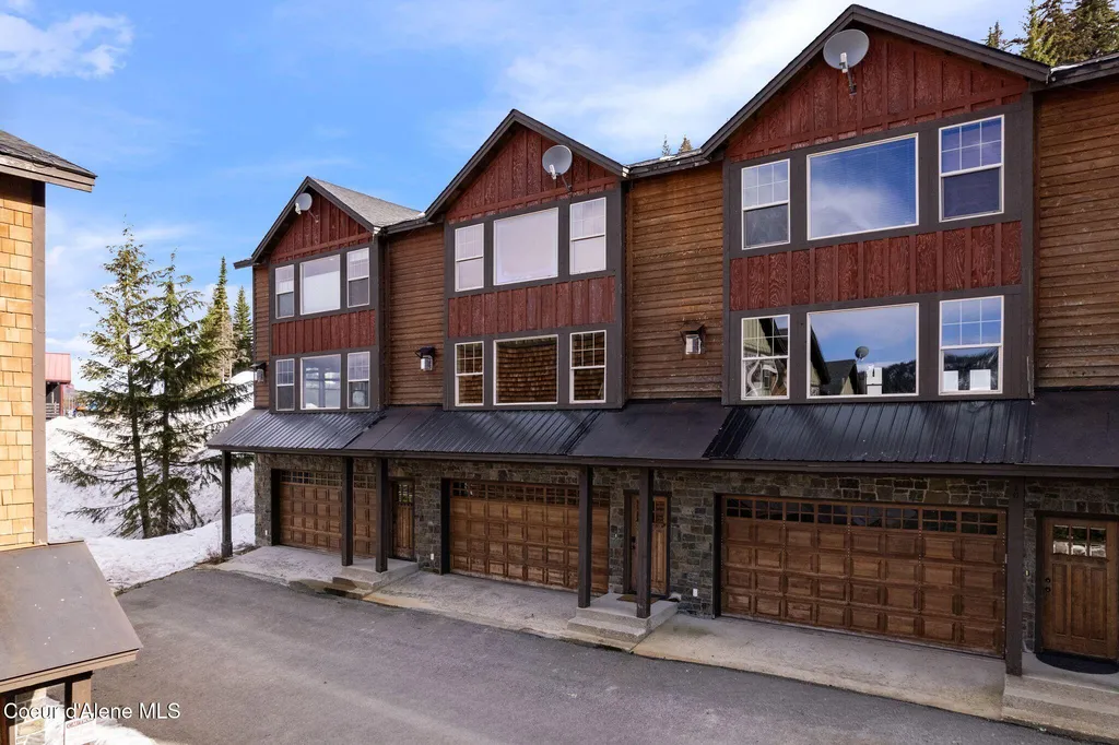 80 Whiplash Circle Sandpoint ID 83864