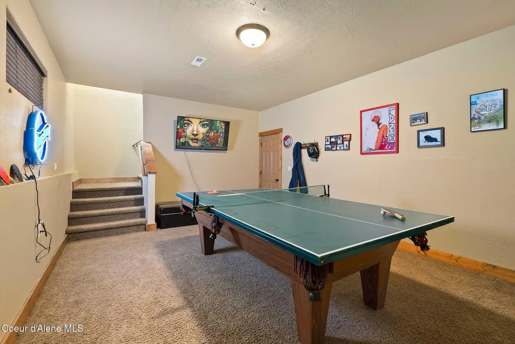 80 Whiplash Circle Sandpoint ID 83864