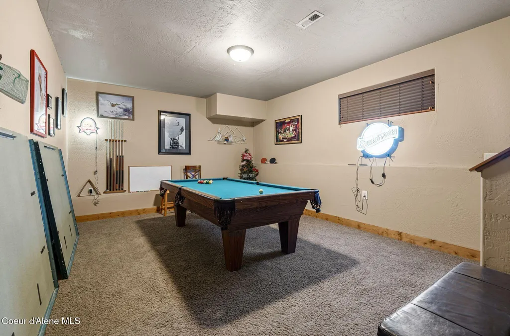 80 Whiplash Circle Sandpoint ID 83864
