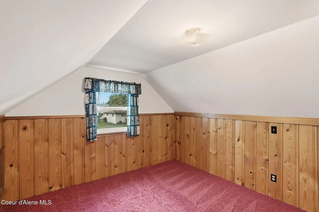 624 E Courtland Avenue Spokane WA 99207