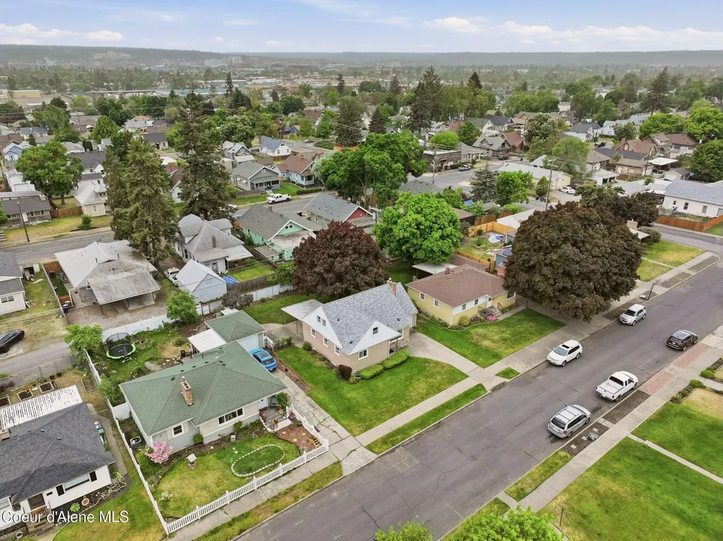 624 E Courtland Avenue Spokane WA 99207