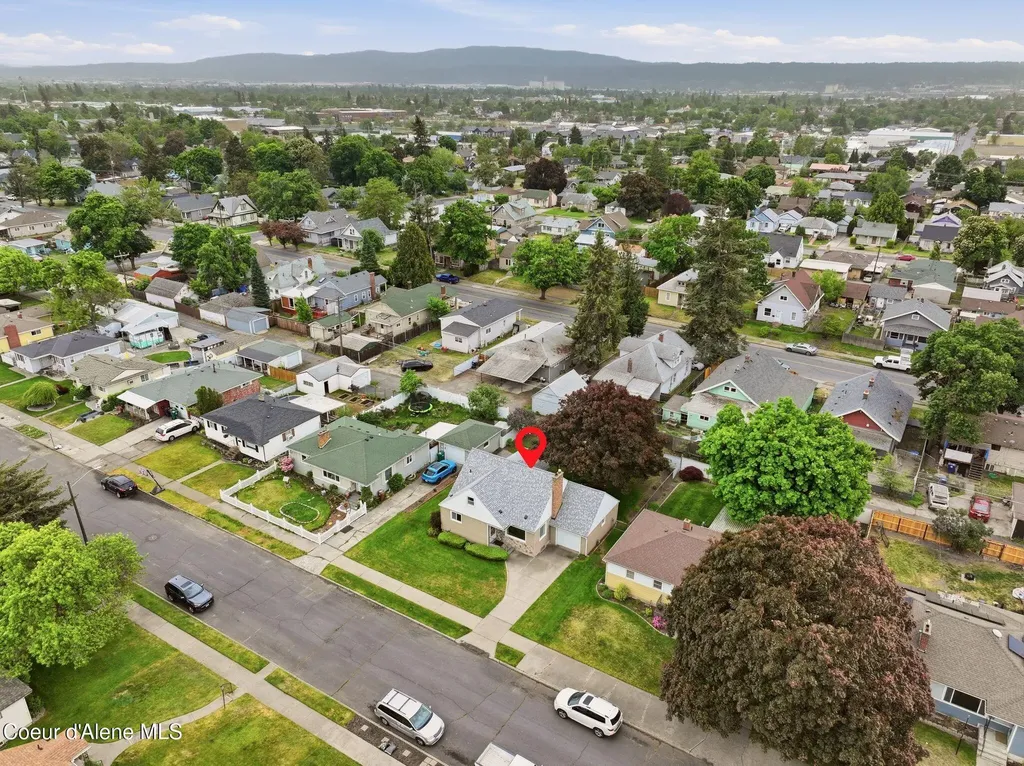 624 E Courtland Avenue Spokane WA 99207