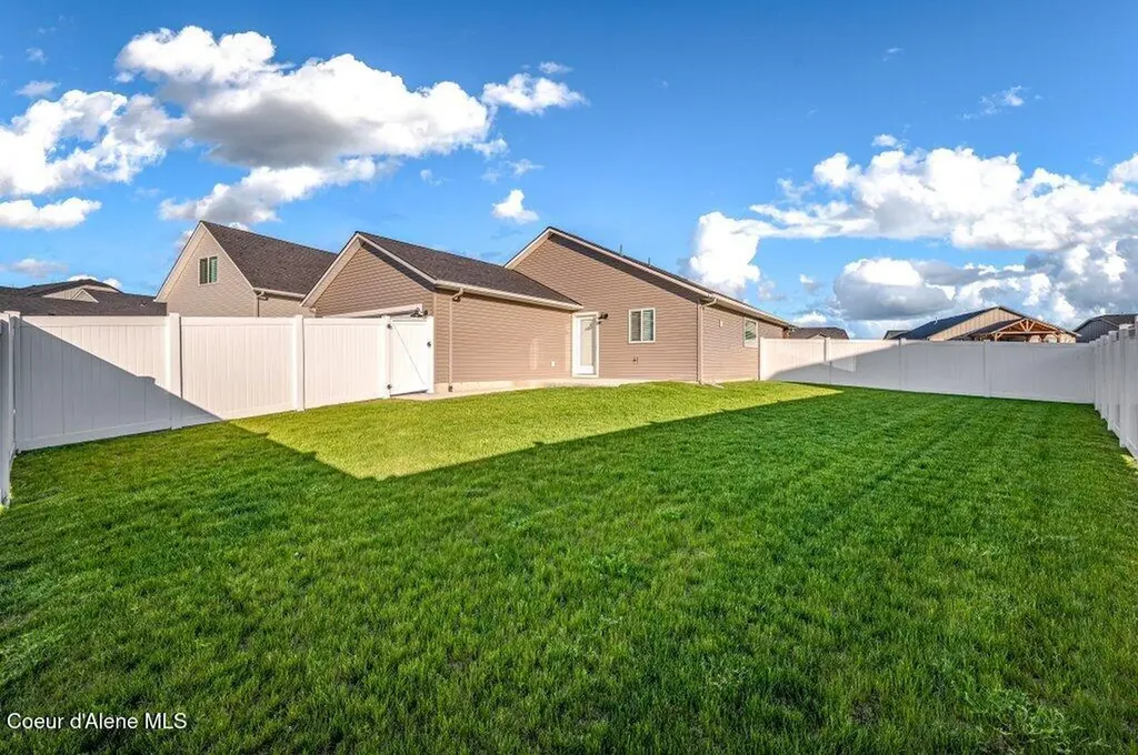 11781 N Railway Avenue Rathdrum ID 83858