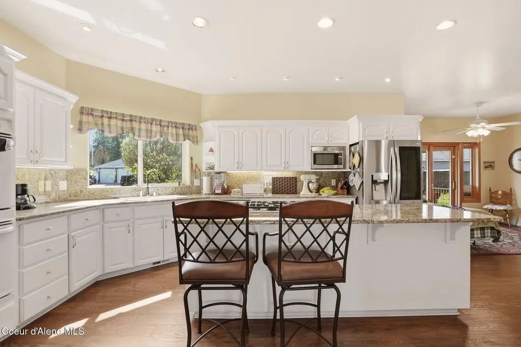 1401 S Riverside Harbor Drive Post Falls ID 83854
