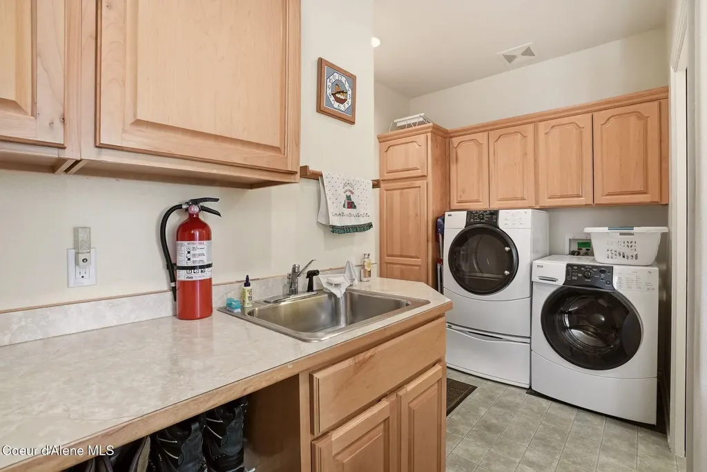 1401 S Riverside Harbor Drive Post Falls ID 83854