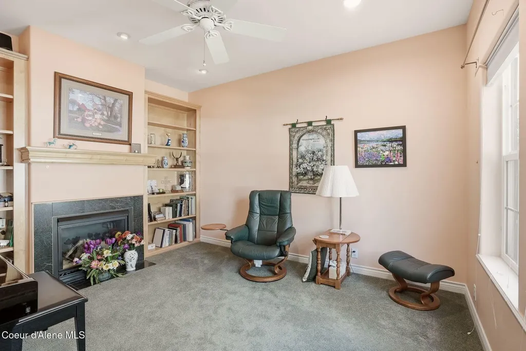 1401 S Riverside Harbor Drive Post Falls ID 83854