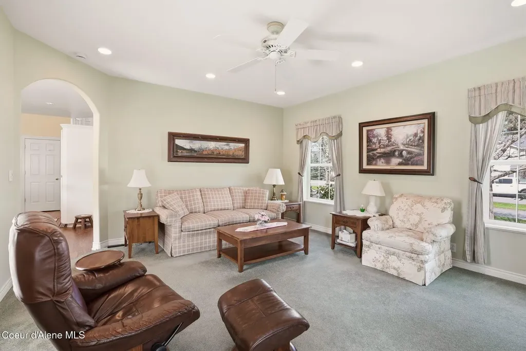 1401 S Riverside Harbor Drive Post Falls ID 83854