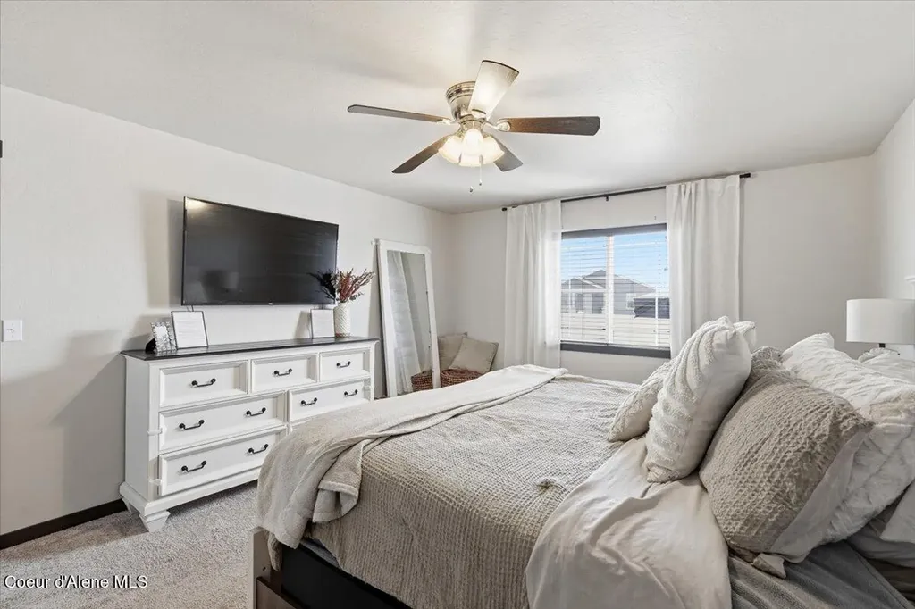 8830 N Mountainshire Road Post Falls ID 83854
