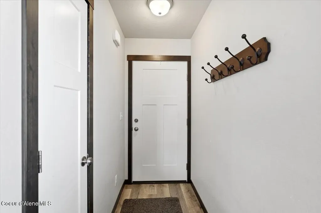 8830 N Mountainshire Road Post Falls ID 83854