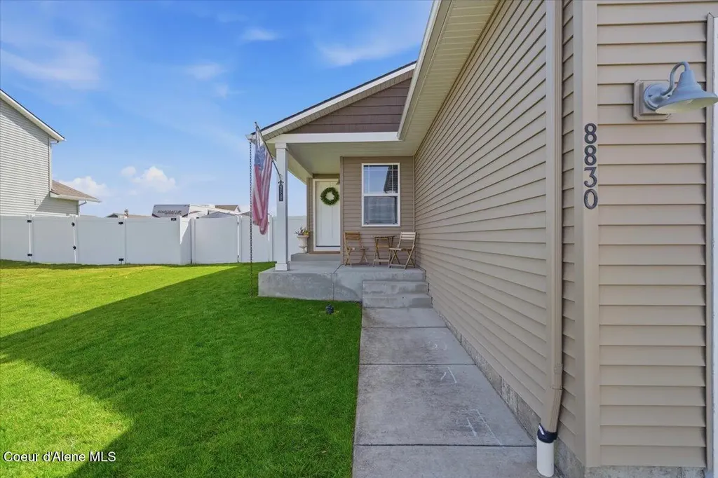 8830 N Mountainshire Road Post Falls ID 83854