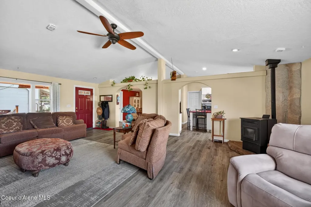 169 Elk Meadows Blanchard ID 83804