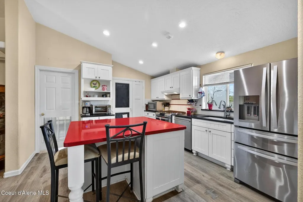 169 Elk Meadows Blanchard ID 83804