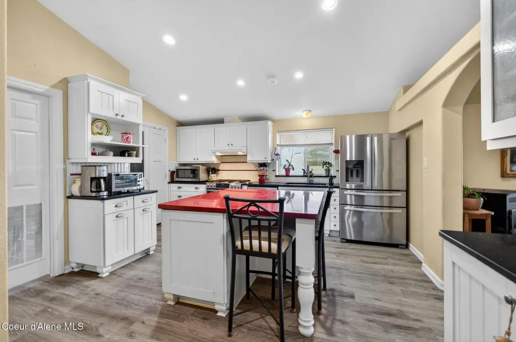169 Elk Meadows Blanchard ID 83804