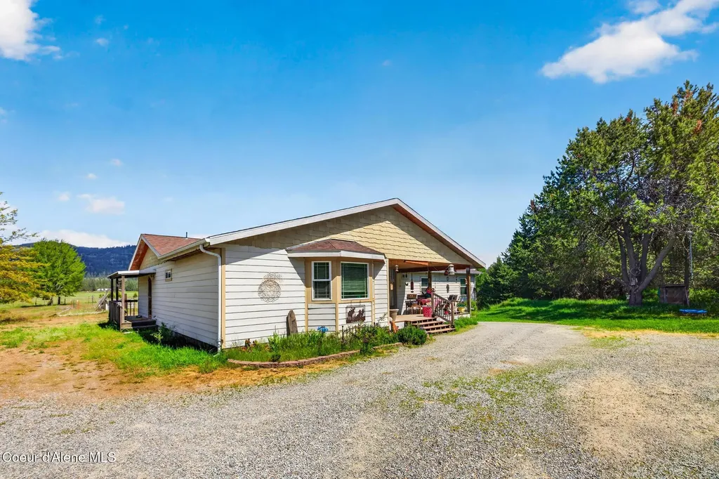 169 Elk Meadows Blanchard ID 83804