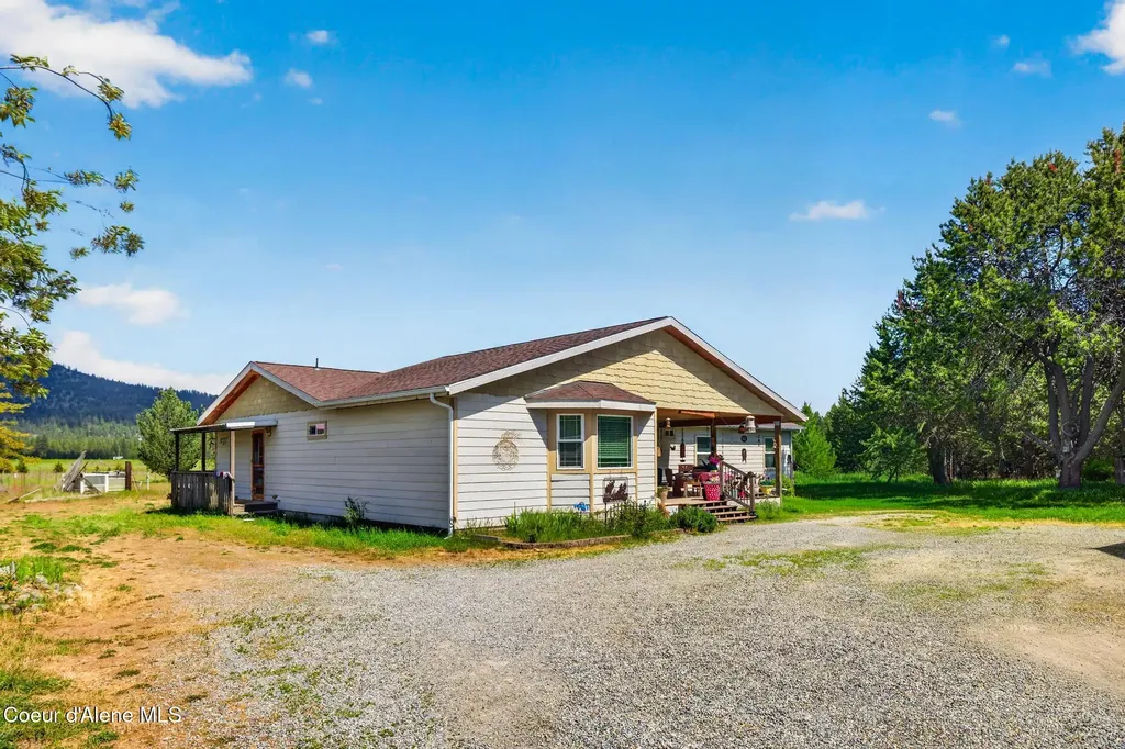 169 Elk Meadows Blanchard ID 83804