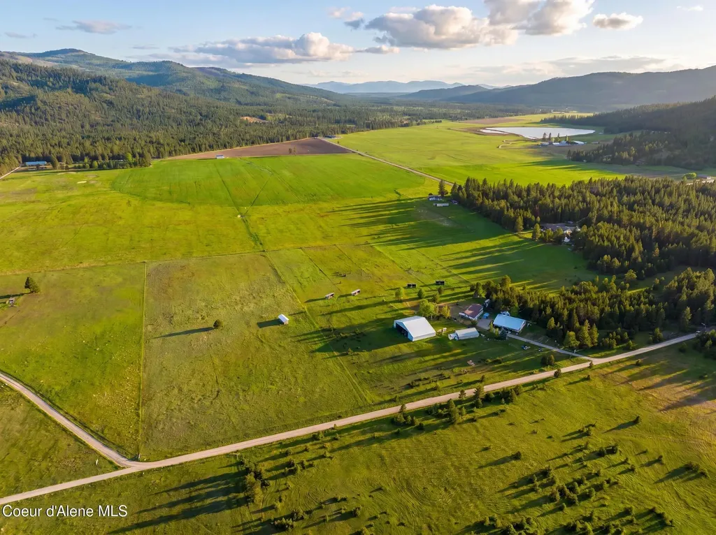 169 Elk Meadows Blanchard ID 83804