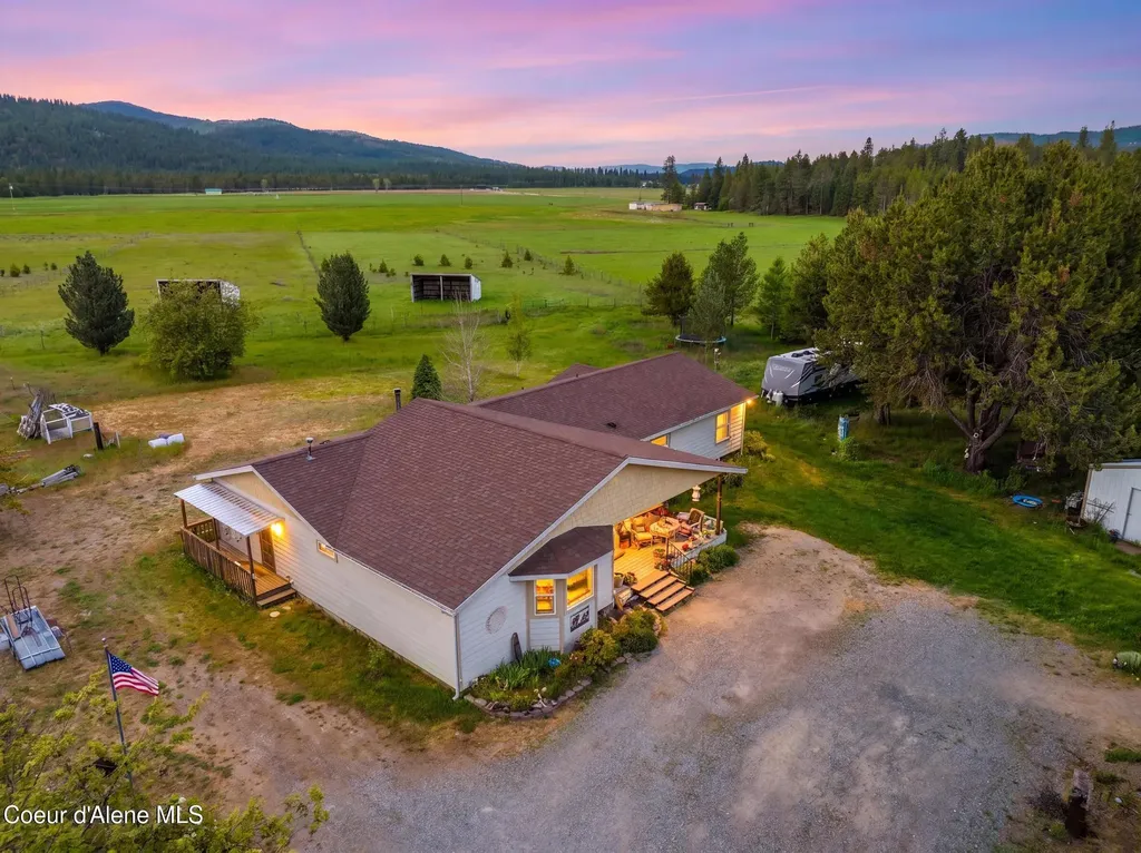169 Elk Meadows Blanchard ID 83804
