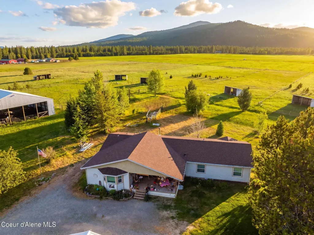 169 Elk Meadows Blanchard ID 83804