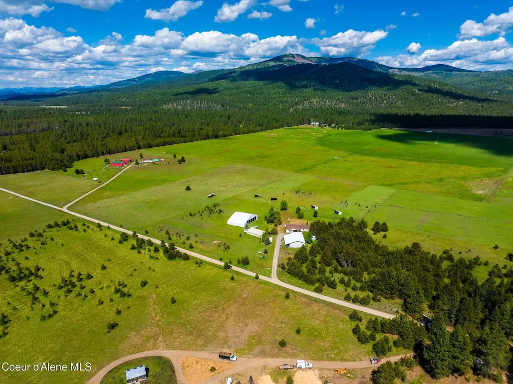 169 Elk Meadows Blanchard ID 83804