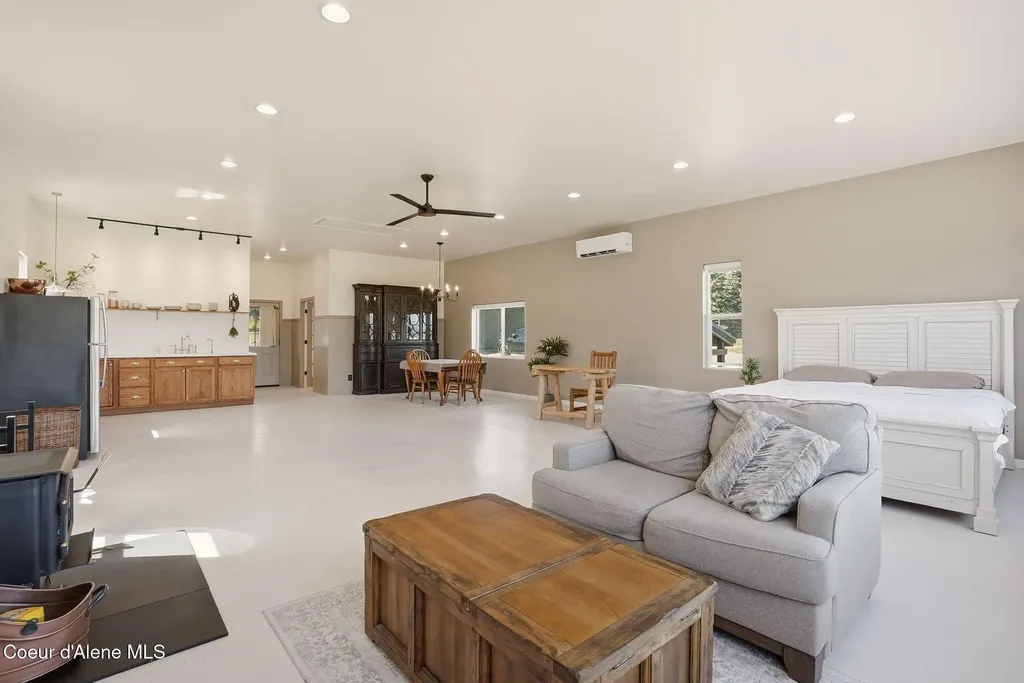 1770 Porthill Loop Bonners Ferry ID 83805