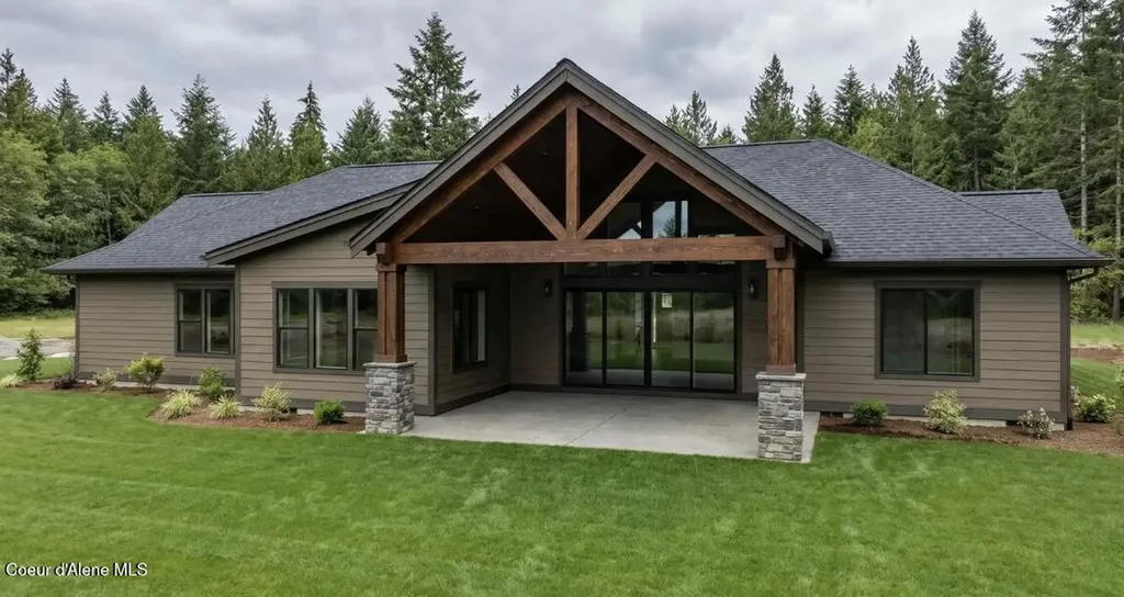1770 Porthill Loop Bonners Ferry ID 83805