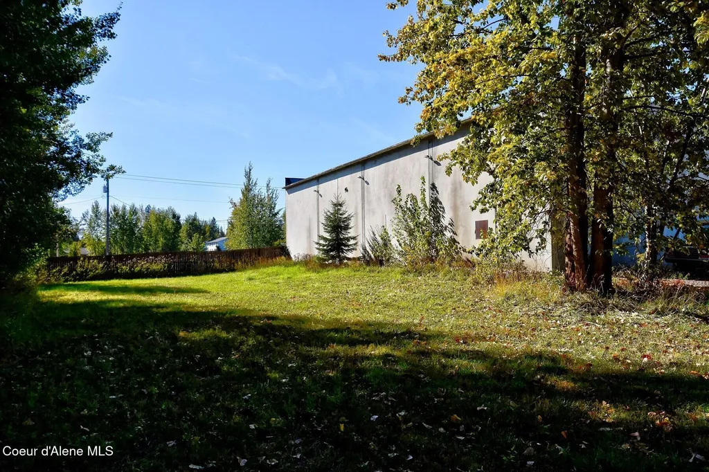 900 Kootenai Cutoff Road Ponderay ID 83852