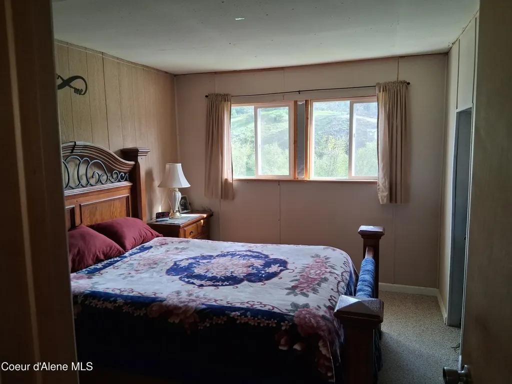 141 Brook Lane Fernwood ID 83830