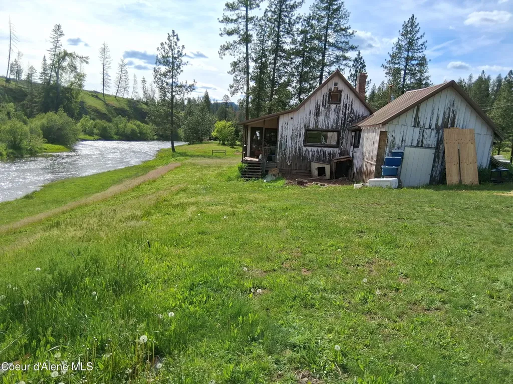 141 Brook Lane Fernwood ID 83830