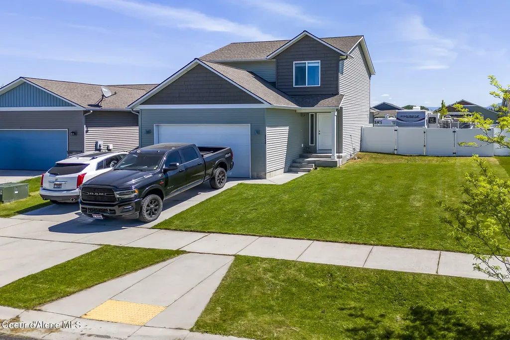 8848 N Mountainshire Road Post Falls ID 83854