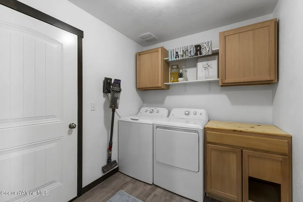 8848 N Mountainshire Road Post Falls ID 83854
