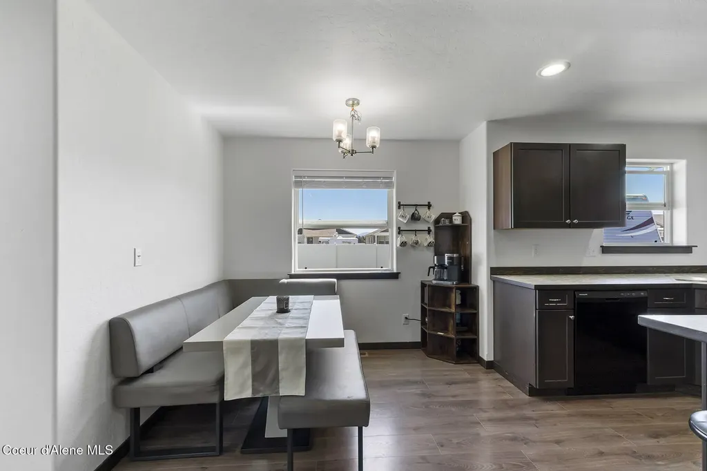 8848 N Mountainshire Road Post Falls ID 83854
