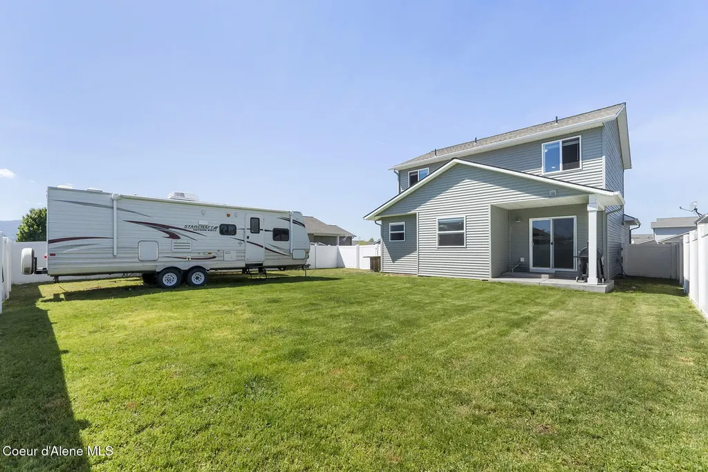 8848 N Mountainshire Road Post Falls ID 83854