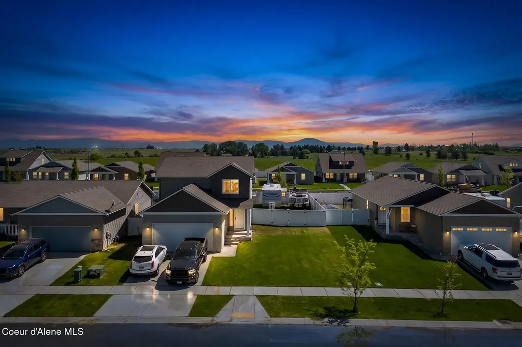 8848 N Mountainshire Road Post Falls ID 83854