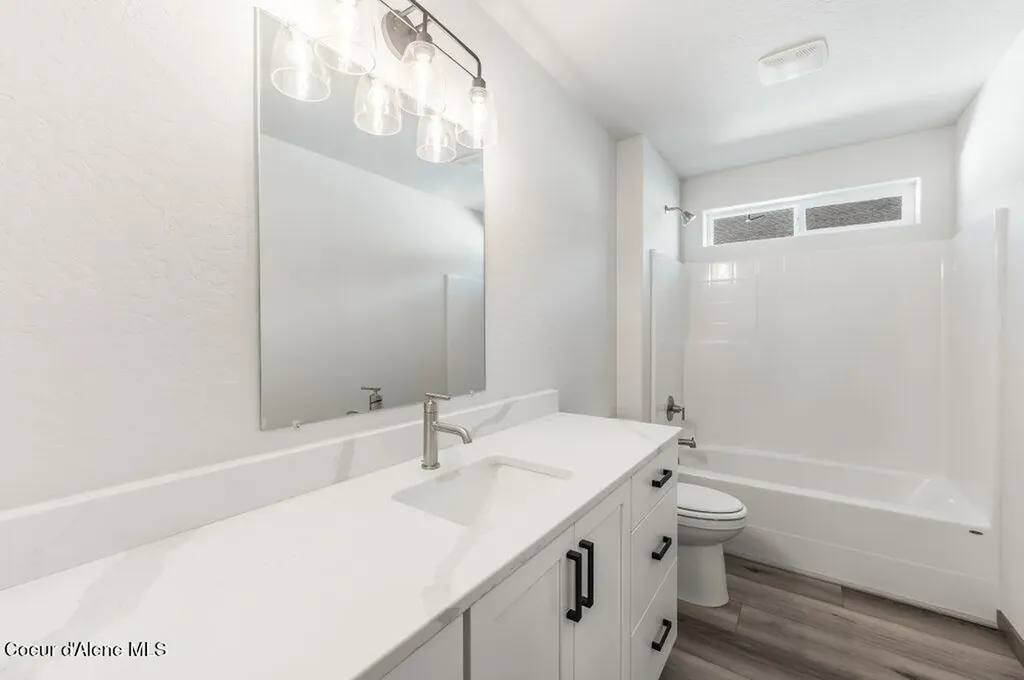 11811 N Railway Avenue Rathdrum ID 83858