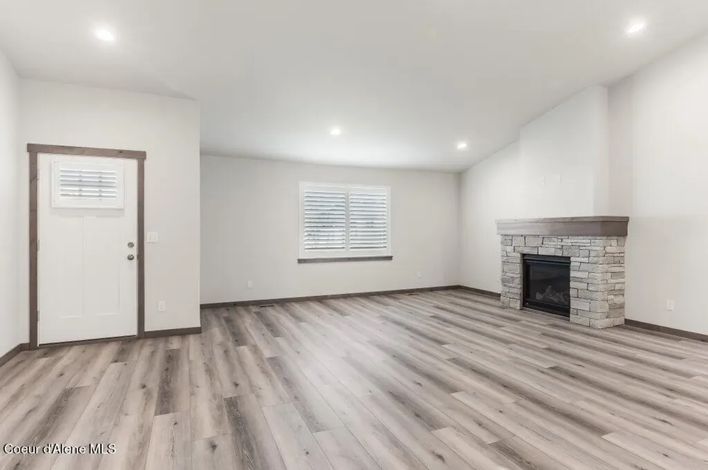 11811 N Railway Avenue Rathdrum ID 83858