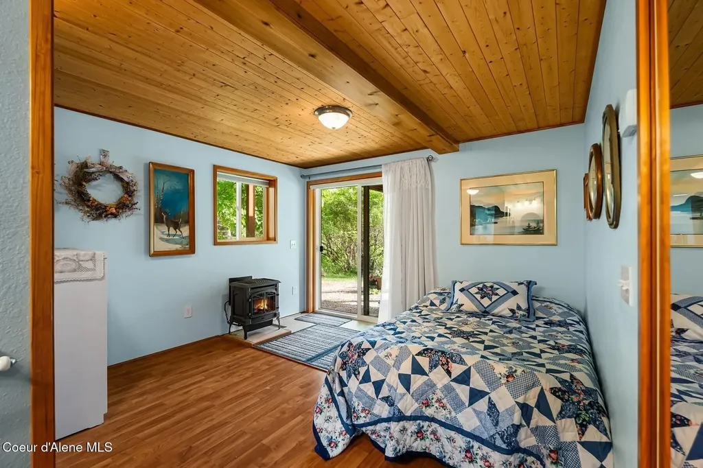446 Hummingbird Drive Sandpoint ID 83864