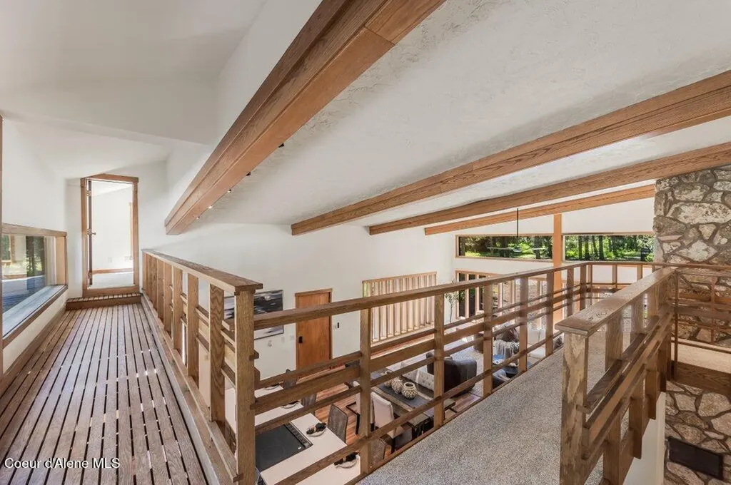 8473 E Apache Trail Athol ID 83801