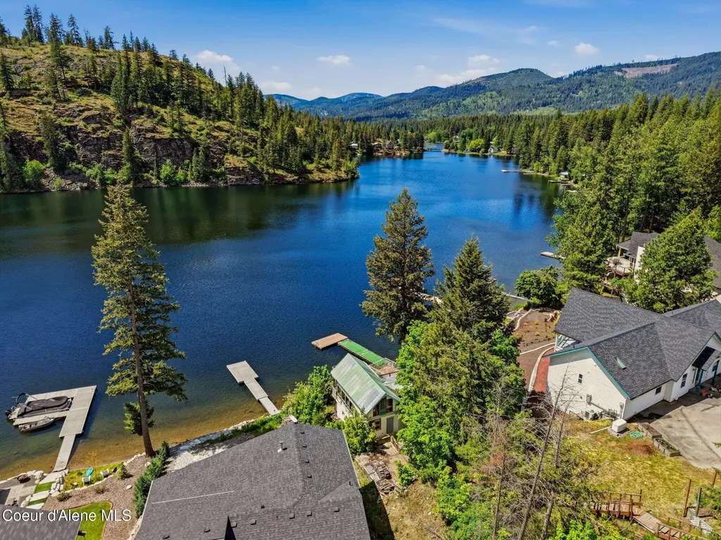 24305 N Lakeview Boulevard Rathdrum ID 83858