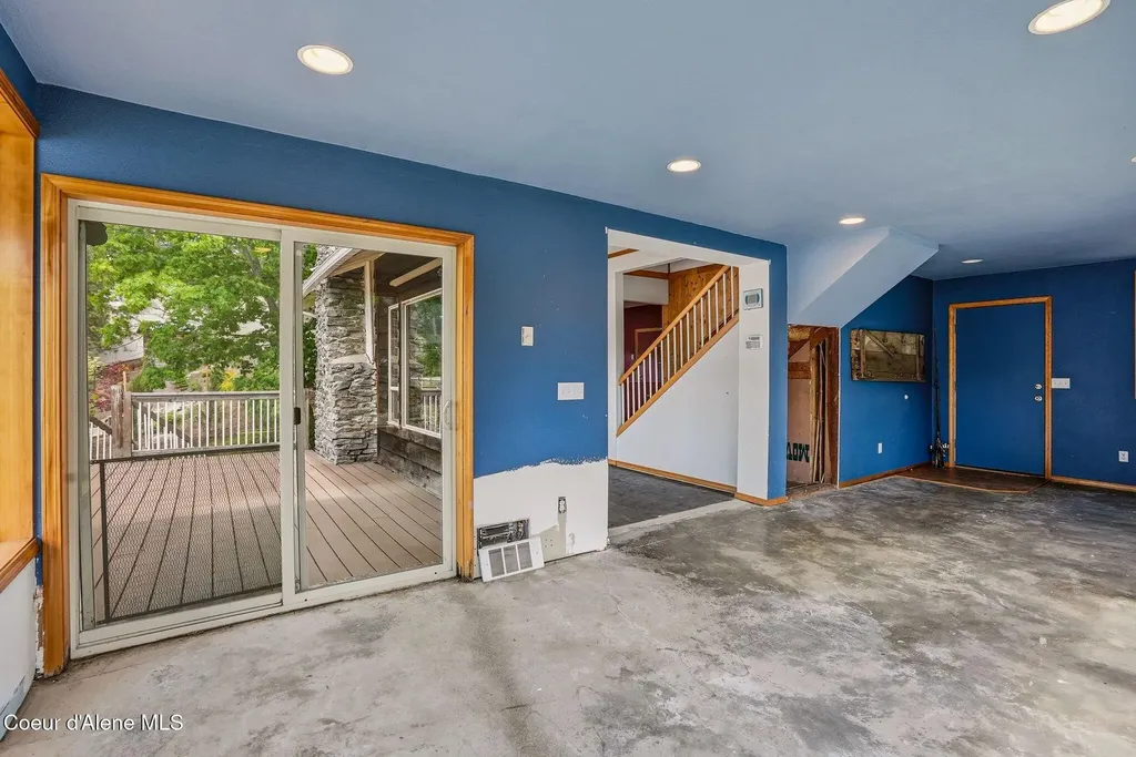 24305 N Lakeview Boulevard Rathdrum ID 83858